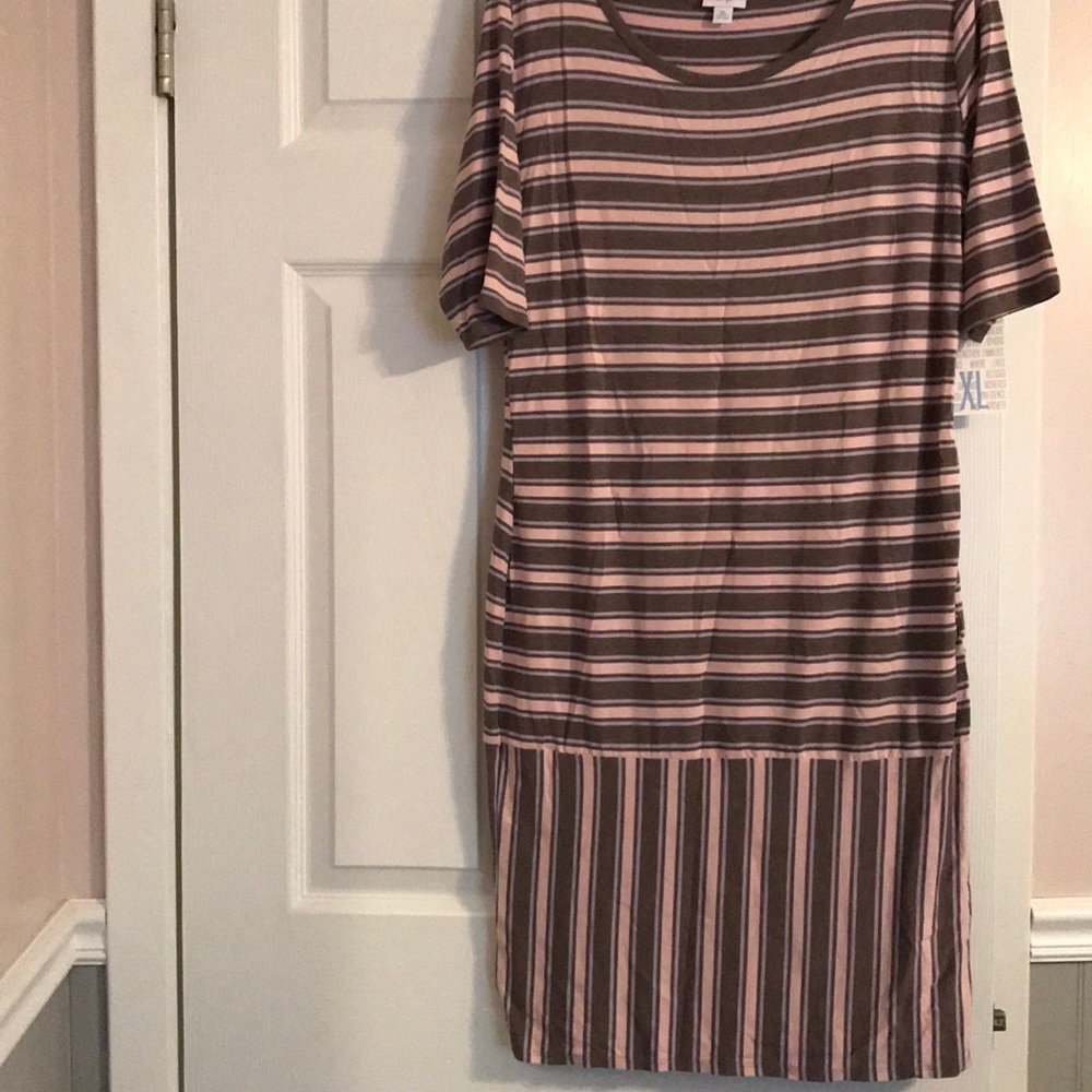 Lularoe Julia.